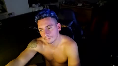 Rayzel online show from 11-16-25, 10:15