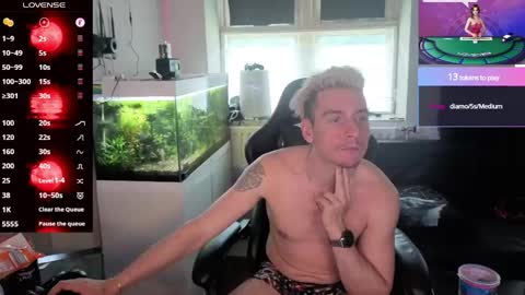 Rayzel White online show from 06-02-26, 05:15