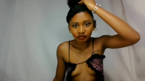 Snapshot of razafindrasoa chatting on 06-14-26, 10:28 razafindrasoa online show from 06-14-26, 10:28