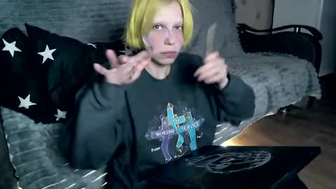 Snapshot of raziel_haze chatting on 04-03-26, 10:57 Yrriel Strife Candy-Demon Caveboy mr. Cringe online show from 04-03-26, 10:57