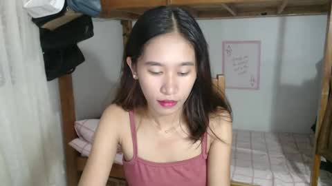 Snapshot of rea_petite chatting on 09-26-25, 06:45 Yna online show from 09-26-25, 06:45