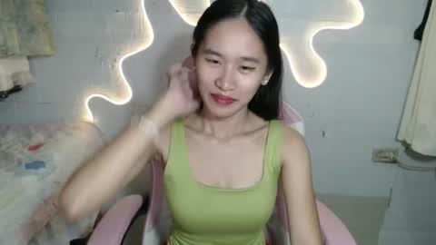 Snapshot of rea_petite chatting on 04-30-26, 04:41 Yna online show from 04-30-26, 04:41