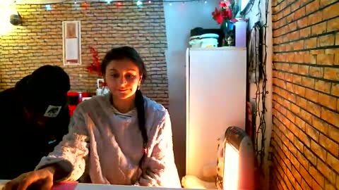 real_coupl3 online show from 01-18-26, 08:29