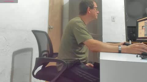 Snapshot of realdreamswc chatting on 05-01-26, 11:53 realdreamswc online show from 05-01-26, 11:53