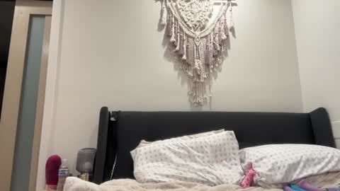 Jade  online show from 01-19-25, 02:25