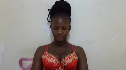 Snapshot of realqueen_ chatting on 03-07-25, 06:24 queen online show from 03-07-25, 06:24