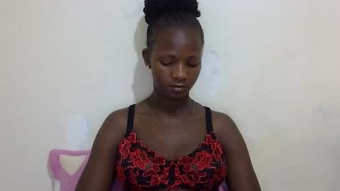 Snapshot of realqueen_ chatting on 03-09-25, 08:42 queen online show from 03-09-25, 08:42