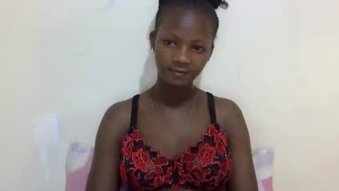 Snapshot of realqueen_ chatting on 03-10-25, 03:56 queen online show from 03-10-25, 03:56