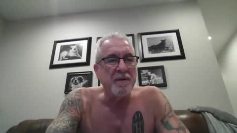 realsilverfox online show from 10-23-25, 03:50