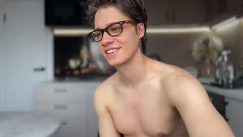 AliceEve online show from 03-02-25, 09:21