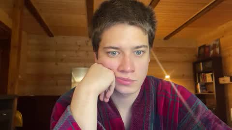 AliceEve online show from 10-18-25, 07:03