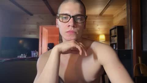 AliceEve online show from 03-10-26, 01:38