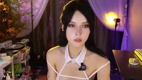 reaowna___ online show from 10-22-25, 04:29