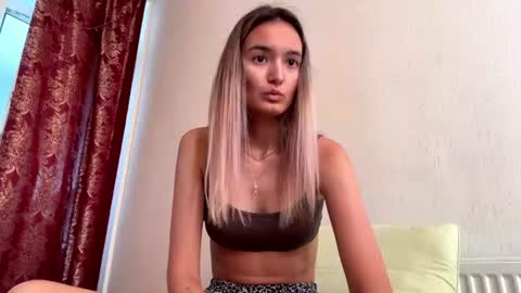 Risa online show from 08-06-26, 12:40