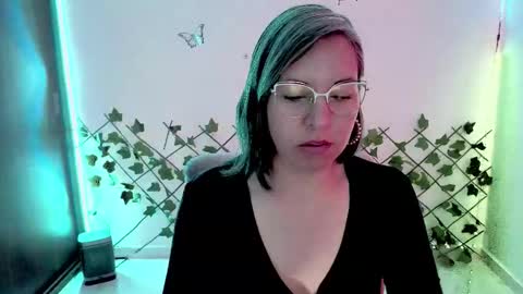 Rebbeca online show from 02-16-26, 01:07