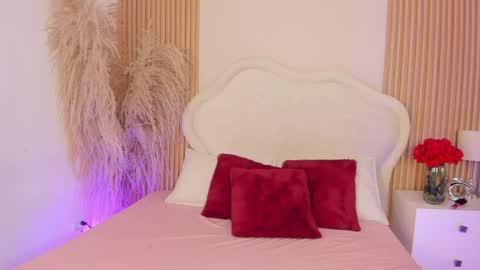 rebeca_taylor_ online show from 06-17-26, 03:20