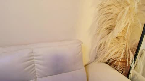 Rebeca Williams online show from 02-14-25, 02:18