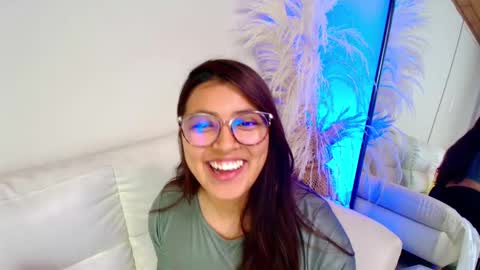 Rebeca Williams online show from 02-19-25, 06:00