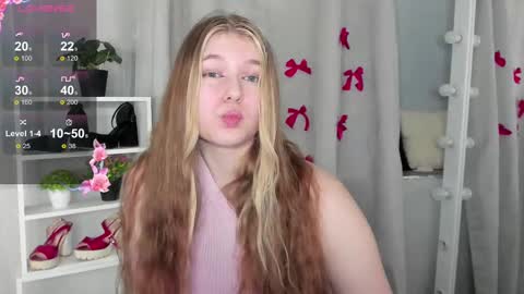 rebecca_____ online show from 02-10-25, 06:45