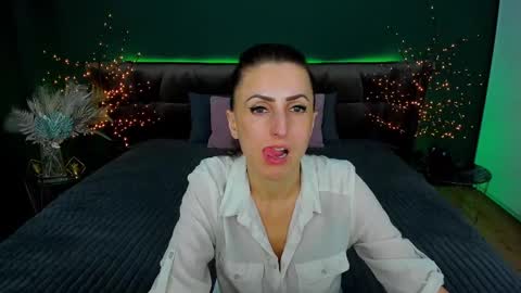 rebecca_diamonds online show from 02-26-25, 02:57