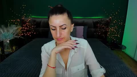 rebecca_diamonds online show from 03-09-25, 06:50