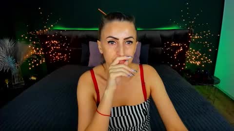 rebecca_diamonds online show from 09-22-25, 05:31