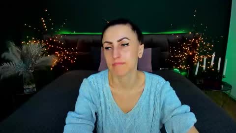 Snapshot of rebecca_diamonds chatting on 02-24-26, 06:44 rebecca_diamonds online show from 02-24-26, 06:44