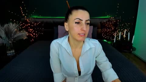 Snapshot of rebecca_diamonds chatting on 03-11-26, 07:03 rebecca_diamonds online show from 03-11-26, 07:03