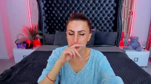 Snapshot of rebecca_diamonds chatting on 04-28-26, 06:07 rebecca_diamonds online show from 04-28-26, 06:07