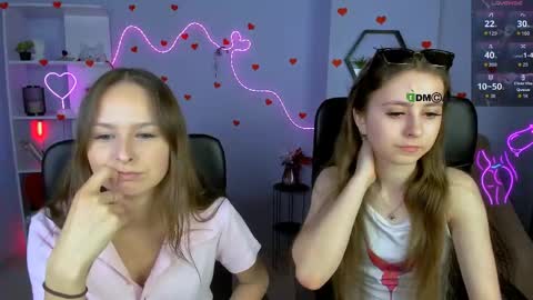 rebecca_smile_ online show from 05-11-26, 12:33