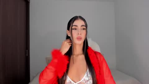 Snapshot of rebeccabaxter chatting on 02-15-25, 01:10 Rebecca online show from 02-15-25, 01:10