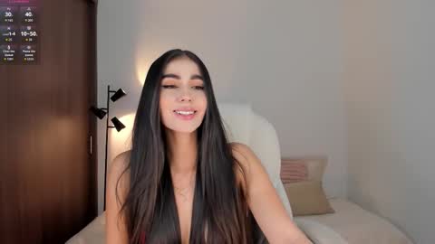 Snapshot of rebeccabaxter chatting on 09-12-25, 12:55 Rebecca online show from 09-12-25, 12:55