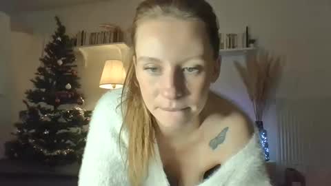 CuttieBecca online show from 12-02-24, 07:05