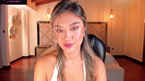 Rebe online show from 12-19-24, 03:18