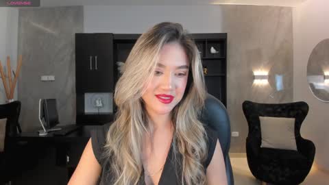 Rebe online show from 12-27-24, 03:09