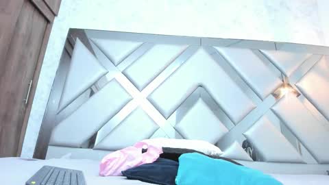 rebeccamitchell_ online show from 02-22-26, 01:42