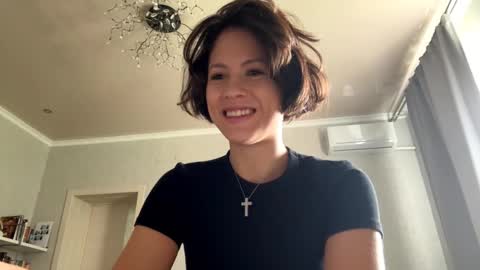 Snapshot of rebeccatumbleson chatting on 10-18-25, 11:11 Rebecca online show from 10-18-25, 11:11