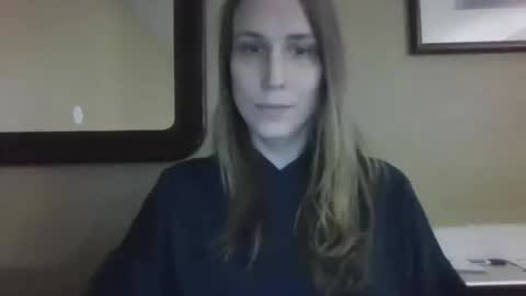 Keely KeKe Kiwi online show from 10-15-25, 05:57