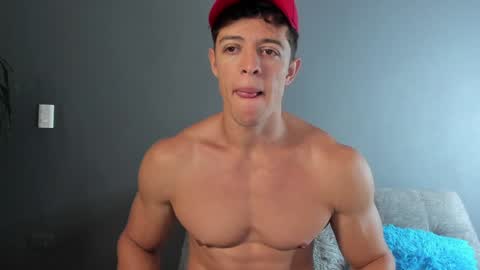 Snapshot of recce_taylor4 chatting on 01-10-25, 11:29 twitter REECET26 instagram RECCETAYLOR online show from 01-10-25, 11:29