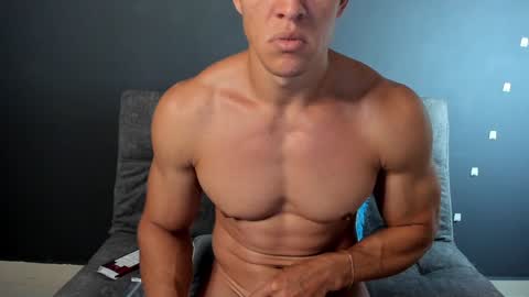 Snapshot of recce_taylor4 chatting on 01-28-25, 12:11 twitter REECET26 instagram RECCETAYLOR online show from 01-28-25, 12:11