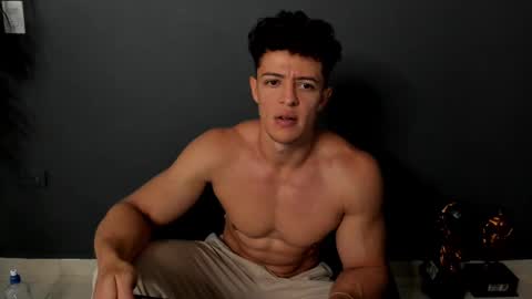 Snapshot of recce_taylor4 chatting on 02-23-25, 05:50 twitter REECET26 instagram RECCETAYLOR online show from 02-23-25, 05:50