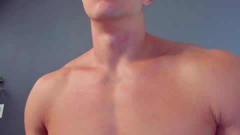 Snapshot of recce_taylor4 chatting on 09-18-25, 02:19 twitter REECET26 instagram RECCETAYLOR online show from 09-18-25, 02:19