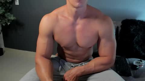 Snapshot of recce_taylor4 chatting on 10-02-25, 05:25 twitter REECET26 instagram RECCETAYLOR online show from 10-02-25, 05:25