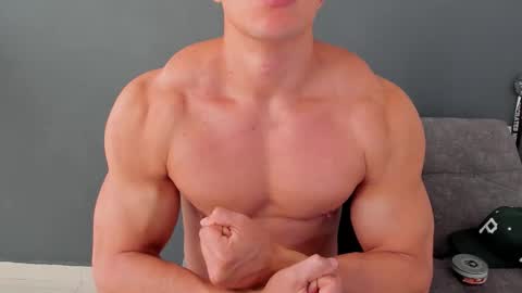 Snapshot of recce_taylor4 chatting on 10-04-25, 04:05 twitter REECET26 instagram RECCETAYLOR online show from 10-04-25, 04:05