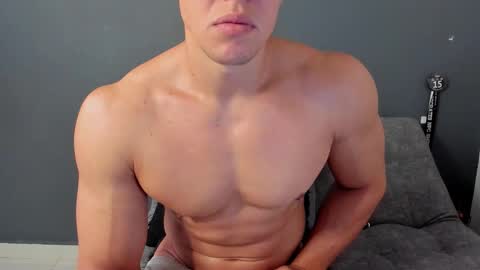 Snapshot of recce_taylor4 chatting on 10-09-25, 03:43 twitter REECET26 instagram RECCETAYLOR online show from 10-09-25, 03:43