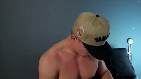 Snapshot of recce_taylor4 chatting on 10-15-25, 12:22 twitter REECET26 instagram RECCETAYLOR online show from 10-15-25, 12:22