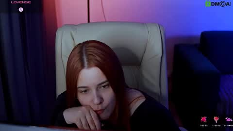 Snapshot of red__dizzy chatting on 03-18-26, 06:55 red__dizzy online show from 03-18-26, 06:55