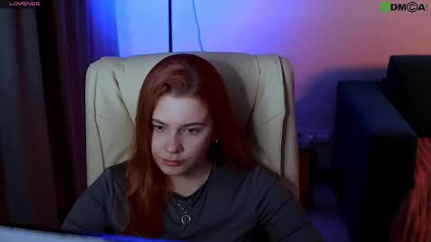 Snapshot of red__dizzy chatting on 03-19-26, 07:51 red__dizzy online show from 03-19-26, 07:51