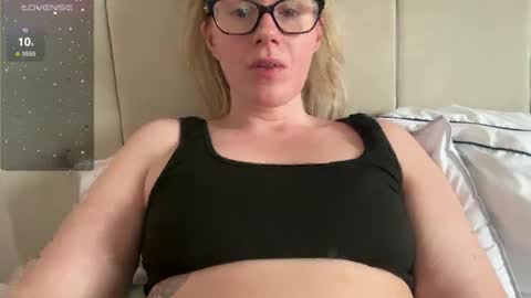 Rosie online show from 02-17-25, 02:15