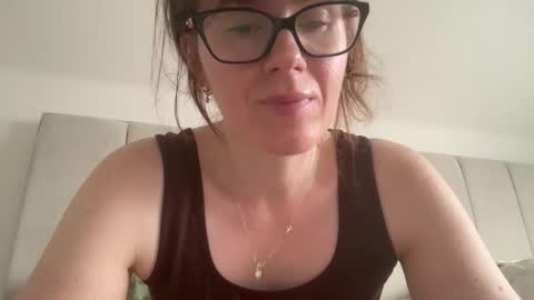 Rosie online show from 05-04-26, 08:21